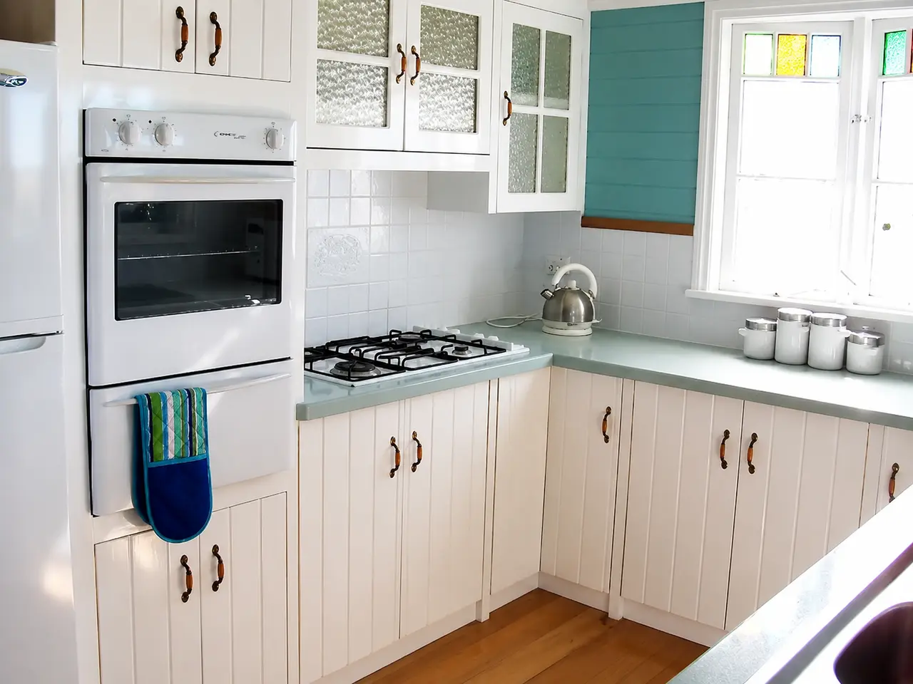 Finished modern kitchen project